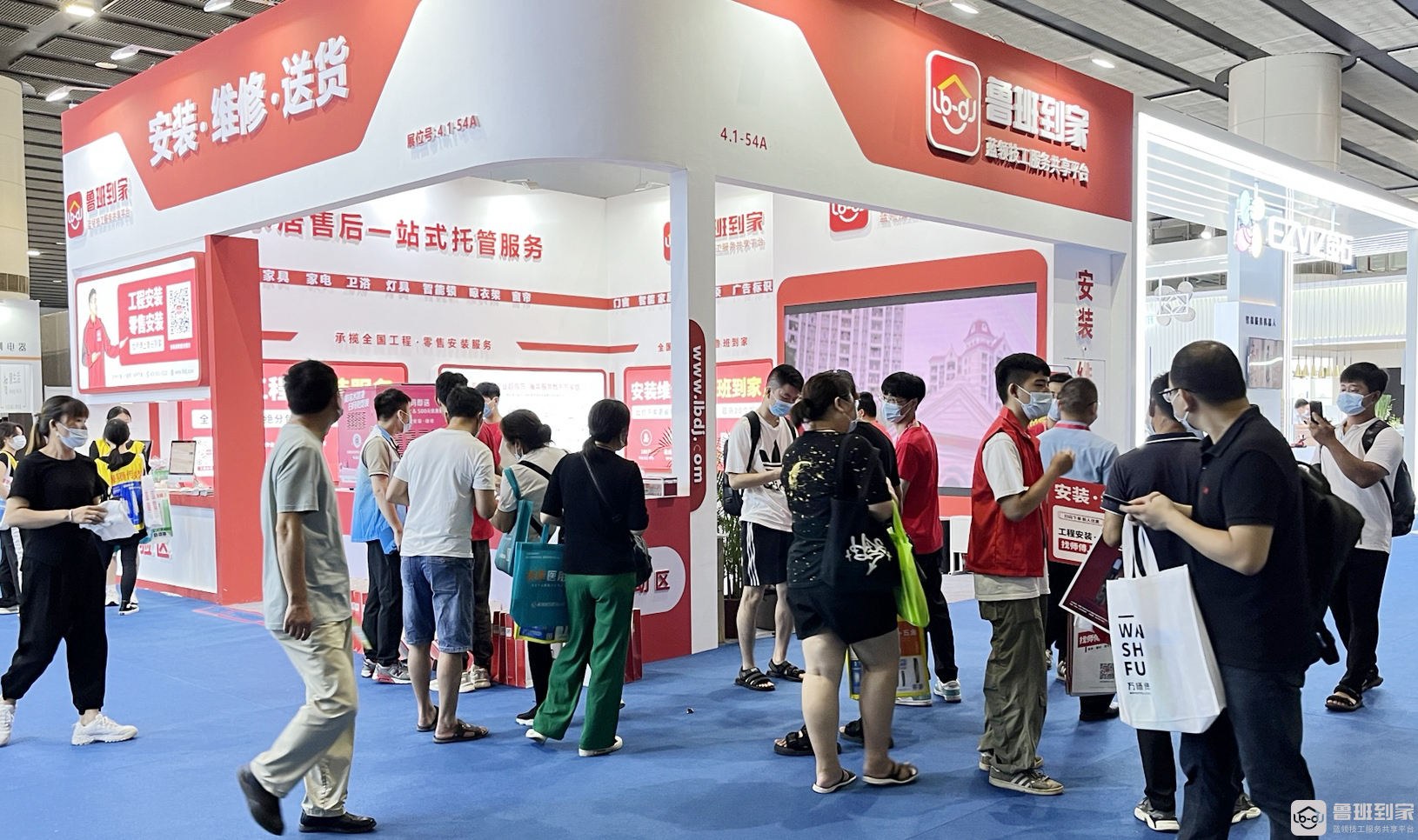 人气爆棚！鲁班到家携数字化服务解决方案精彩亮相2022广州建博会