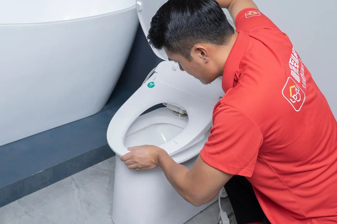 卫浴安装师傅